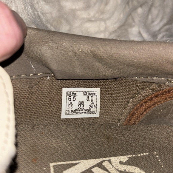 VANS UltraCush Classic Slip-On DX - Havana Perforated White Leather, Size 8 - Picture 13 of 15